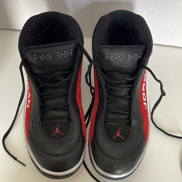 Jordan Men's Black and Red Sneakers Size 11.5 Upper Leather White Gym Red Black - Picture 8 of 13